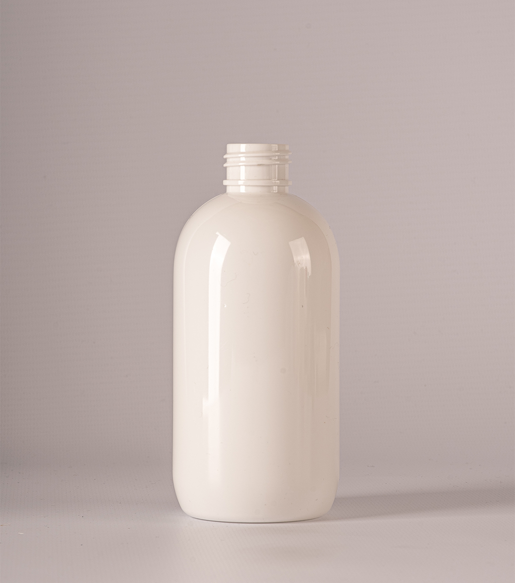 8_productos_0039_Cuba x 250 cc Blanco Pet Junior x 400 - Image 1