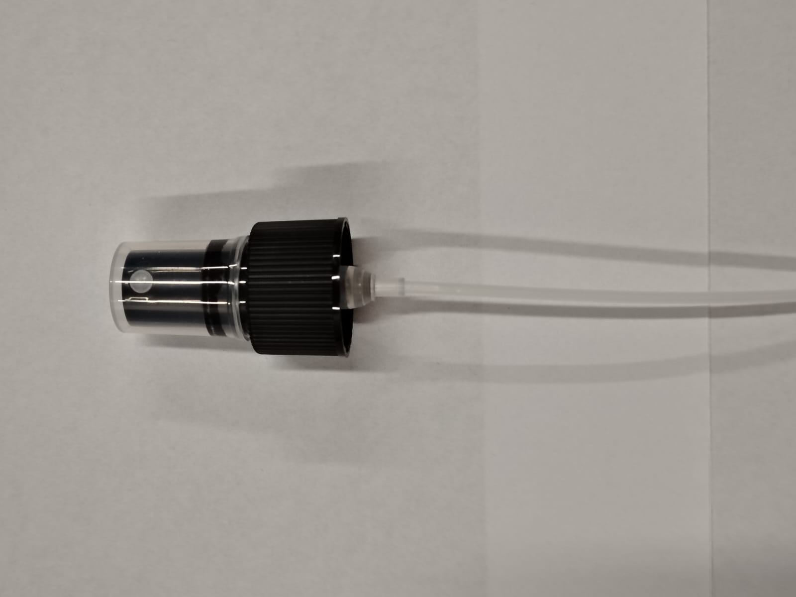 BOMBA SPRAY R20 NEGRA Bomba spray (Rosca 20/410 - Negro) - Image 1